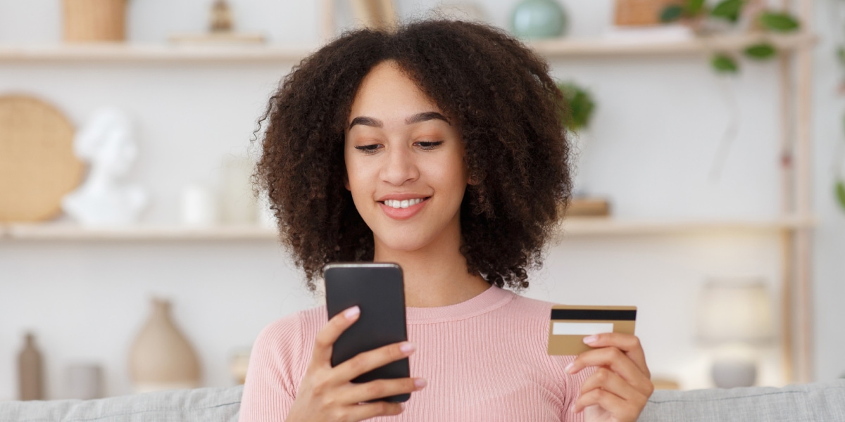 Challenges in Implementing Contactless Payment Systems